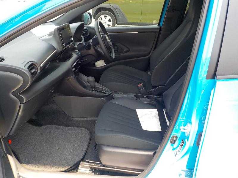 2024 Toyota Yaris 1,5L 2024 Cyprus