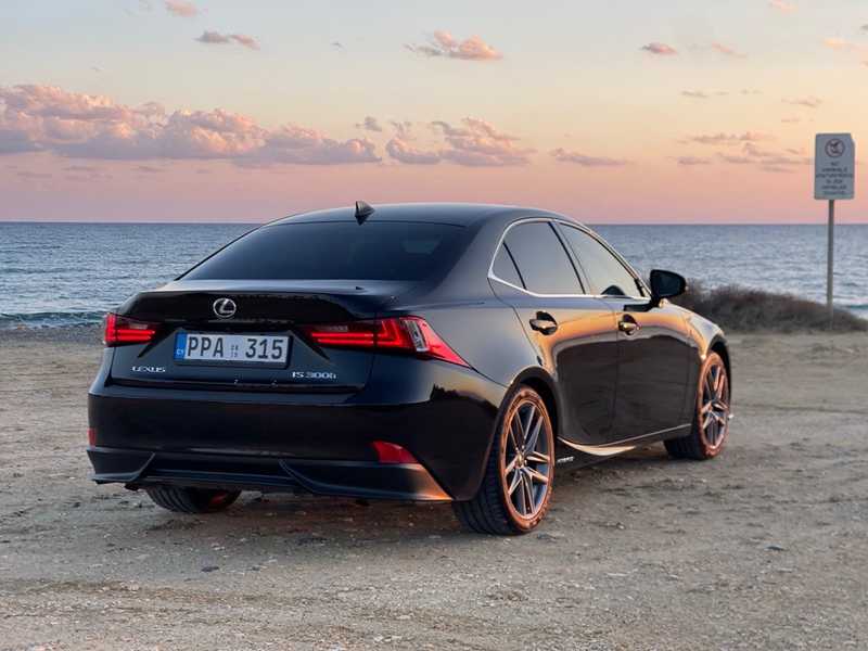 2015 Lexus IS 2,5L 2015 Cyprus