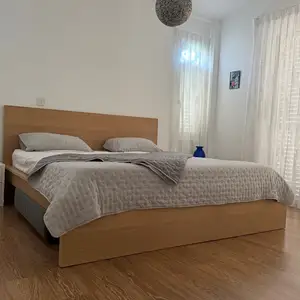 Large double bed in good condition, Επαρχία Πάφου — Πέγεια