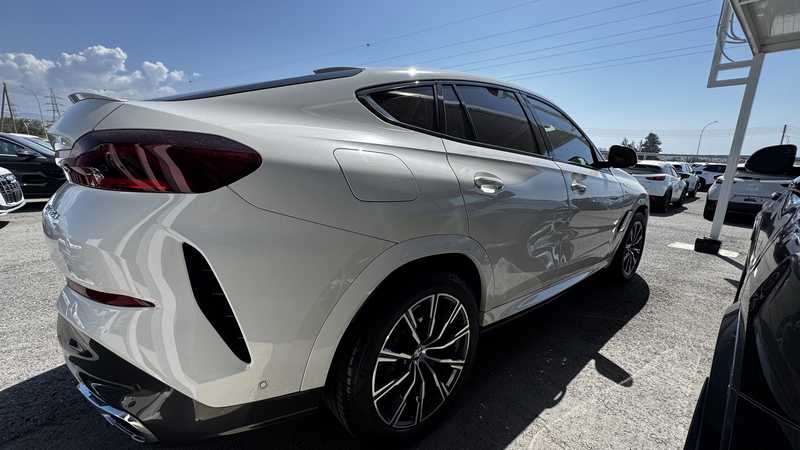 2021 BMW X6 3,0L 2021 Cyprus