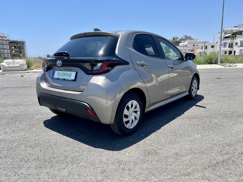 2021 Toyota Yaris 1,5L 2021 Cyprus