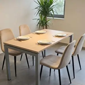 Modern dining table with 4 beige chairs good condition, Επαρχία Λεμεσού — Άγιος Τύχων Τουριστική Περιοχή