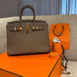 Hermes birkin top color, Limassol — Agios Tychon