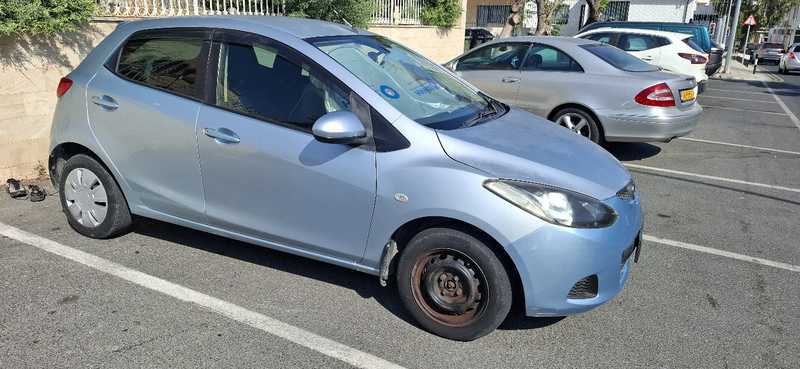 2010 Mazda Demio 1,3L 2010 Cyprus