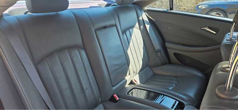 2004 Mercedes-Benz CLS-Class 5,0L 2004 Cyprus