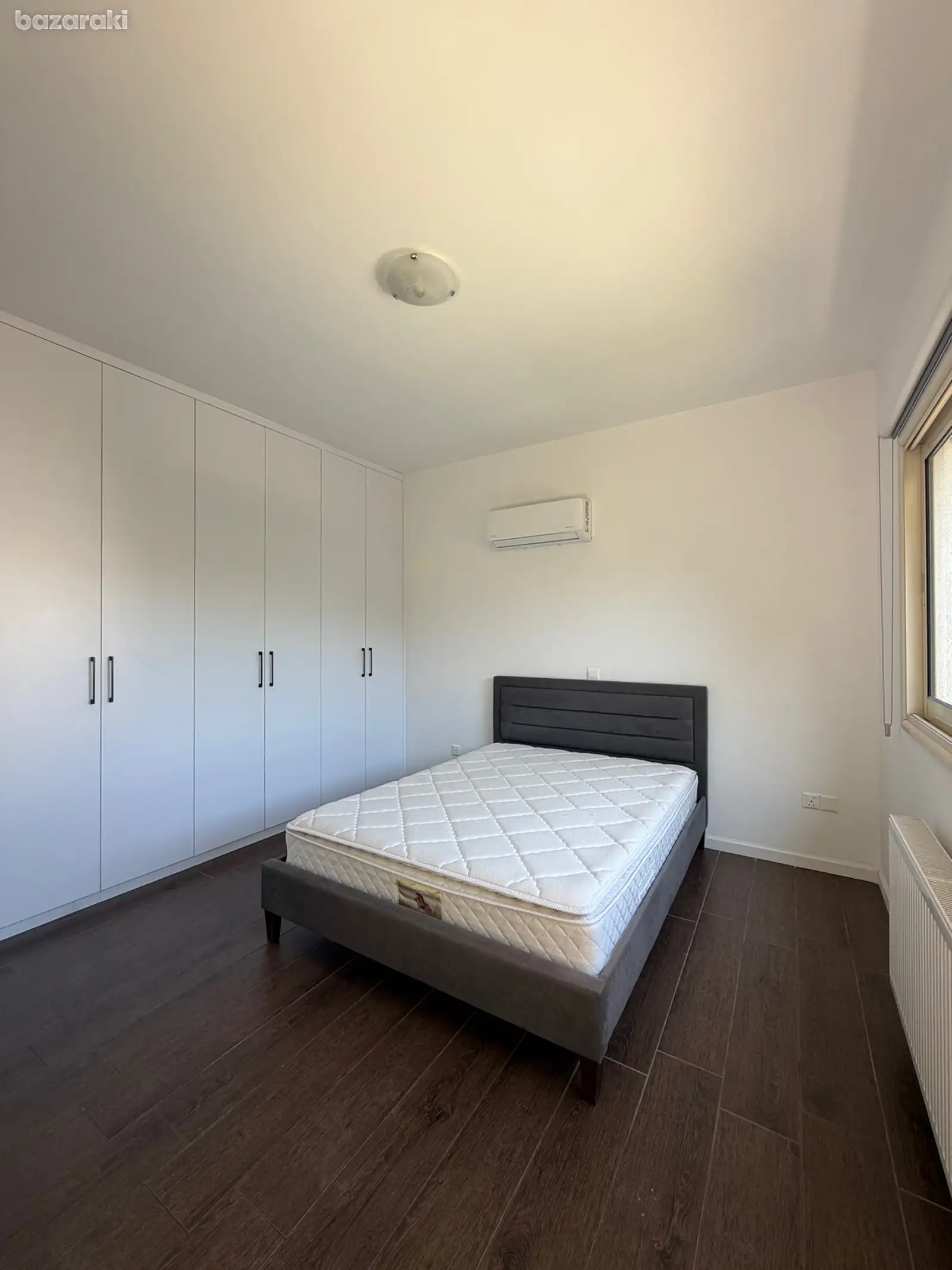 House, 5 bedrooms — 8