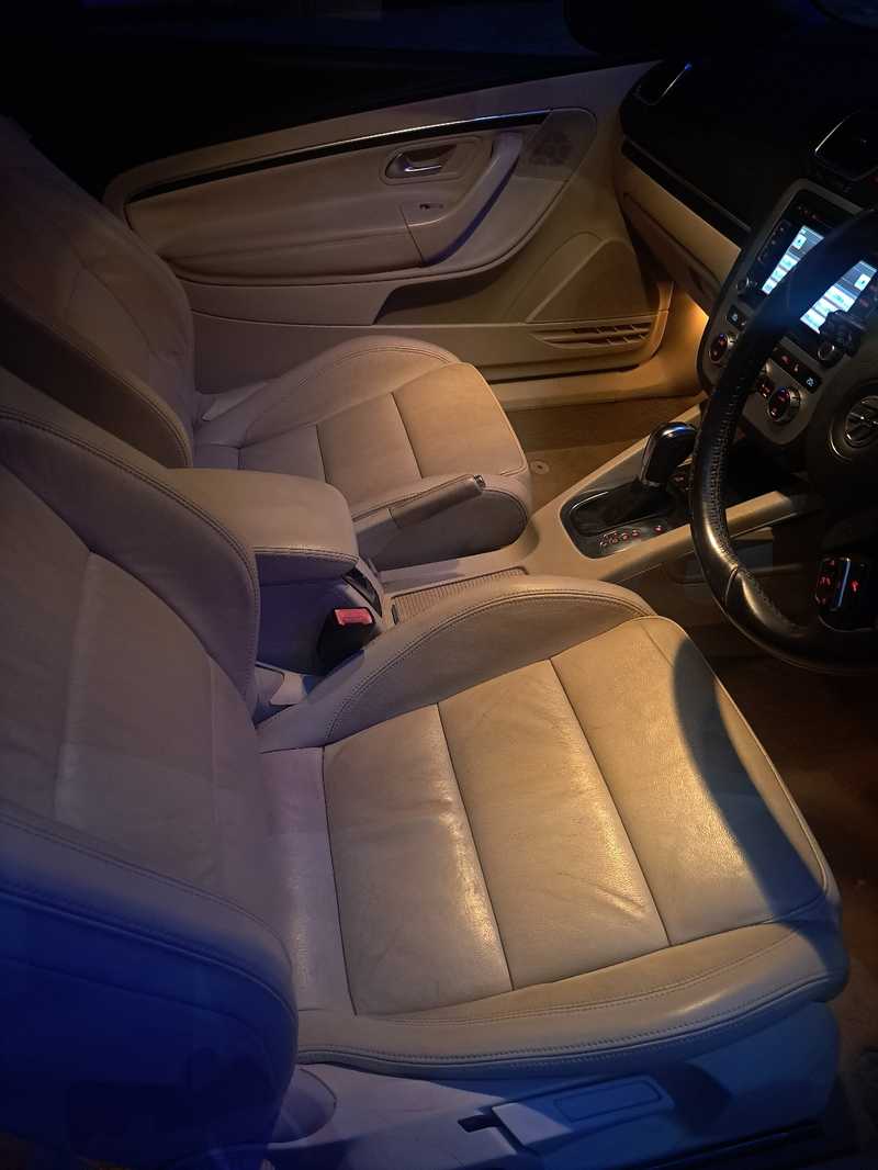 2013 Volkswagen Eos 2,0L 2013 Cyprus