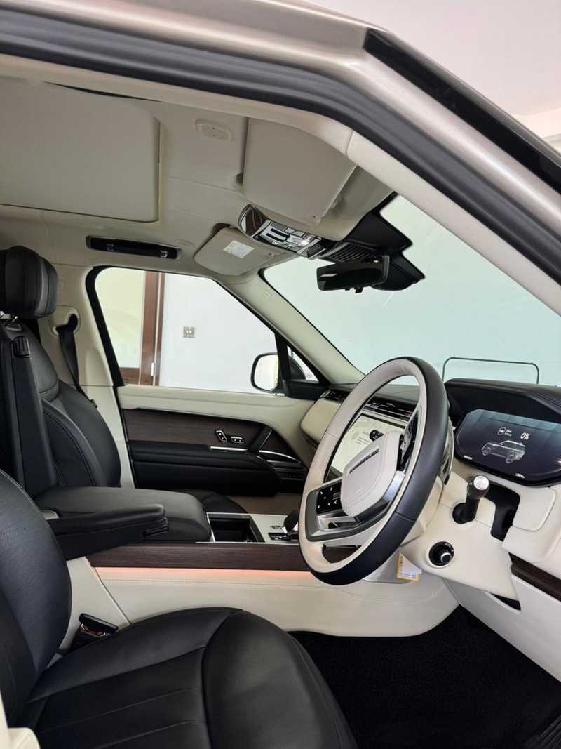 2024 Land Rover Range Rover Vogue 4,4L 2024 Cyprus