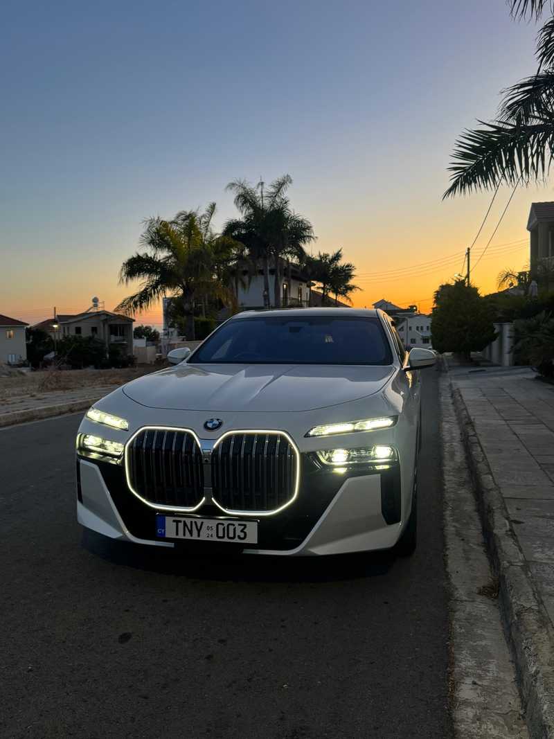 BMW 7-Series 3,0L 2024