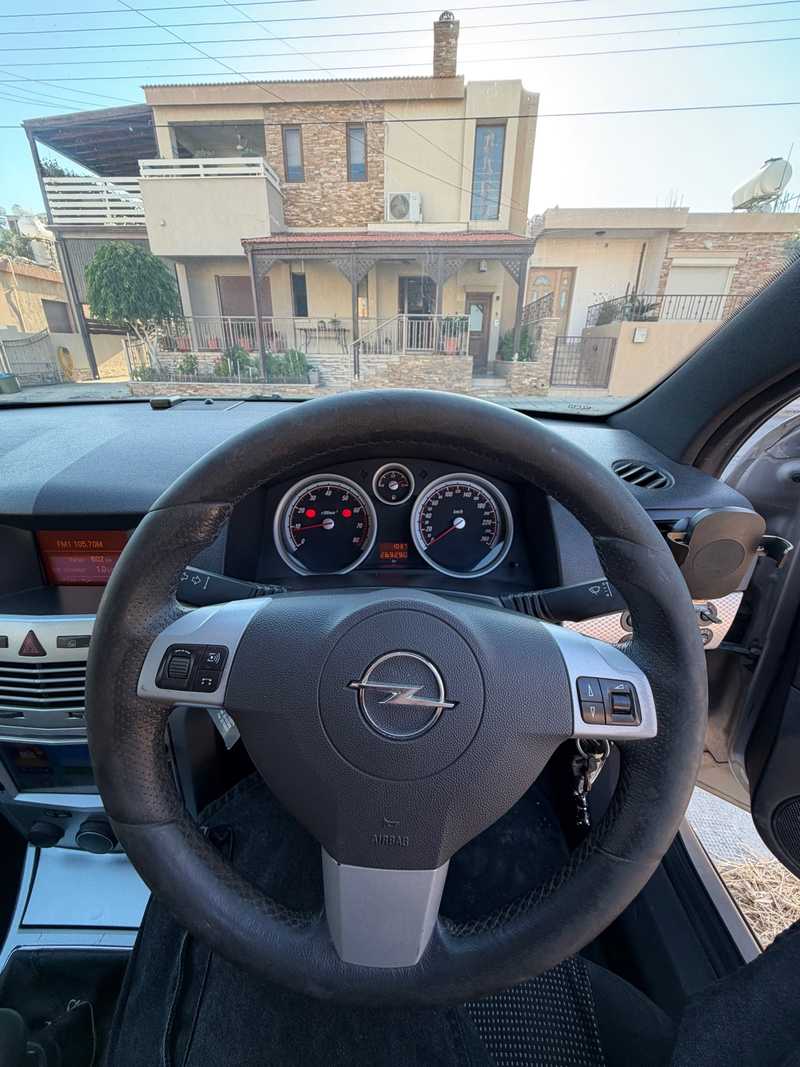 2006 Opel, Vauxhall Astra 1,6L 2006 Cyprus