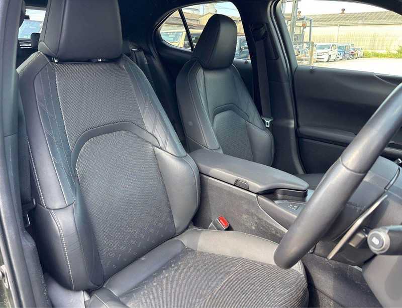 2023 Lexus UX 2,0L 2023 Cyprus