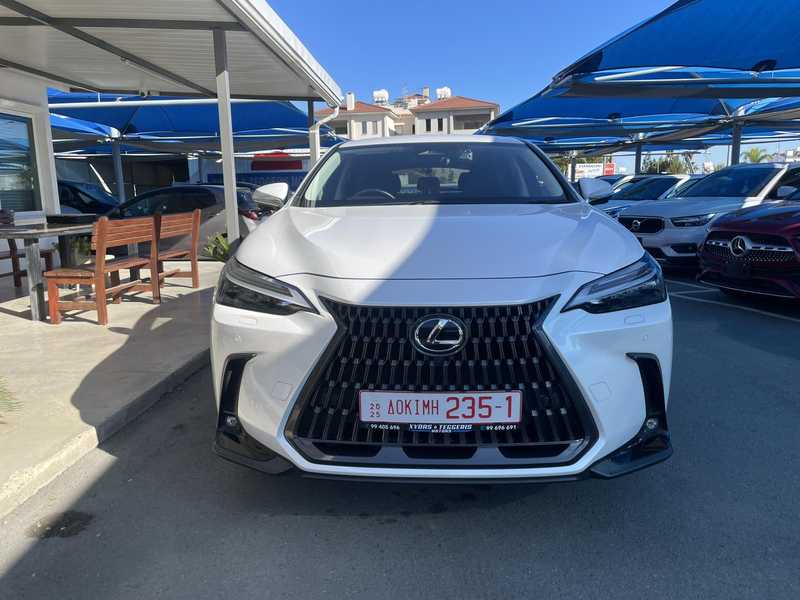 Lexus NX 2,5L 2023