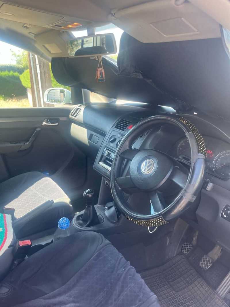 2005 Volkswagen Touran 1,6L 2005 Cyprus