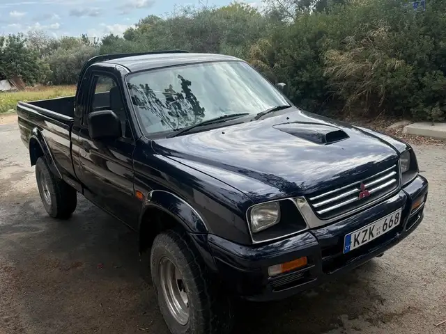 Mitsubishi L200