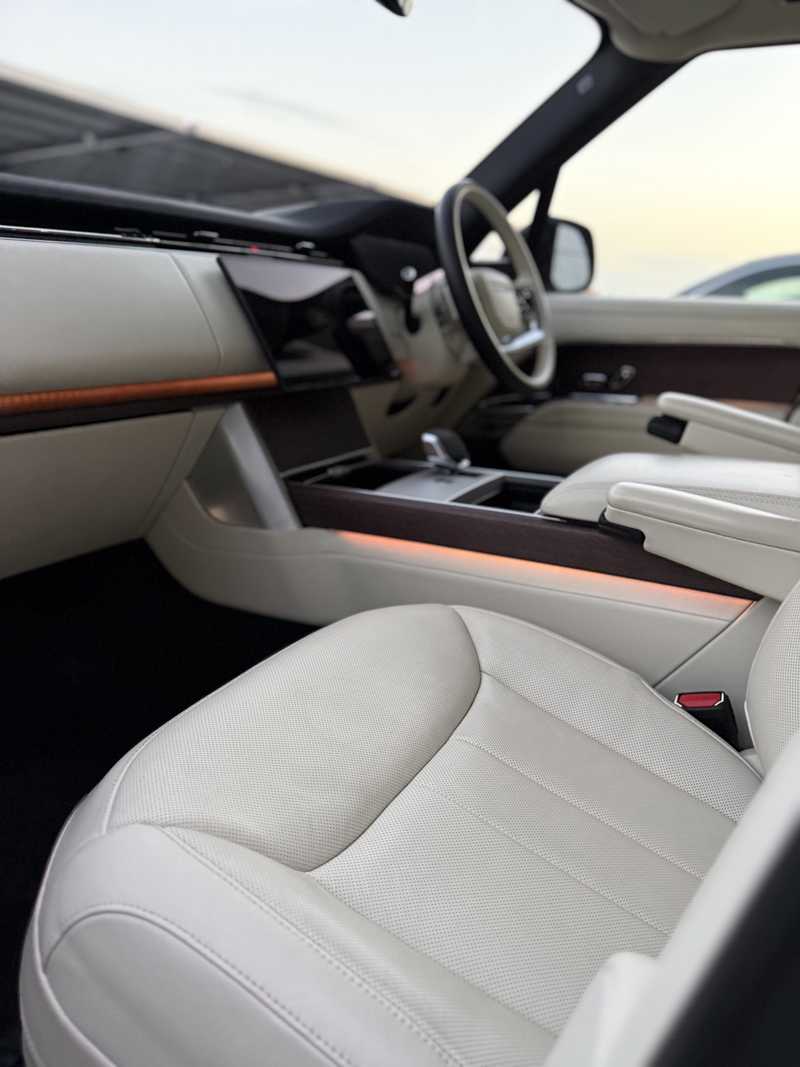 2024 Land Rover Range Rover 3,0L 2024 Cyprus