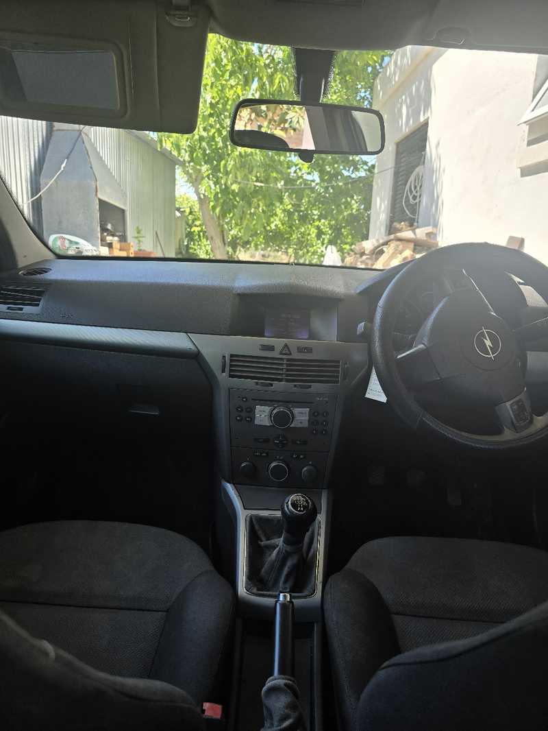 2004 Opel, Vauxhall Astra 1,4L 2004 Cyprus
