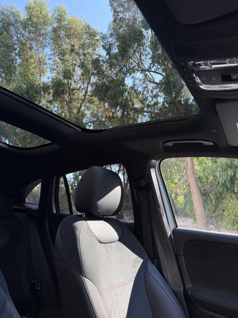 2023 Mercedes-Benz GLA-Class 2,0L 2023 Cyprus