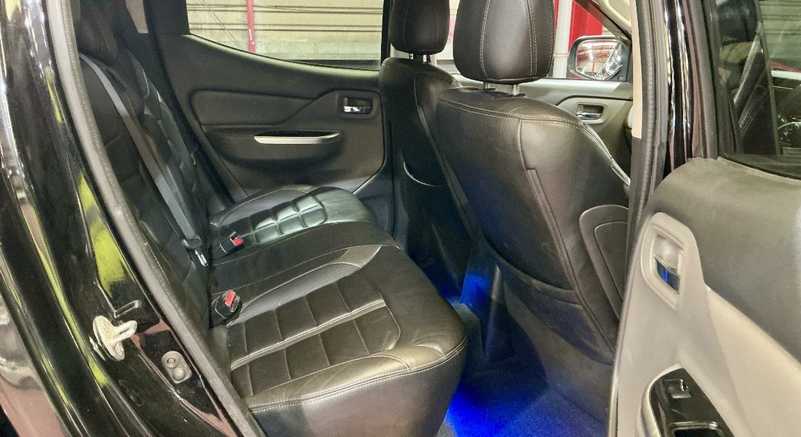 2015 Mitsubishi L200 2,4L 2015 Cyprus