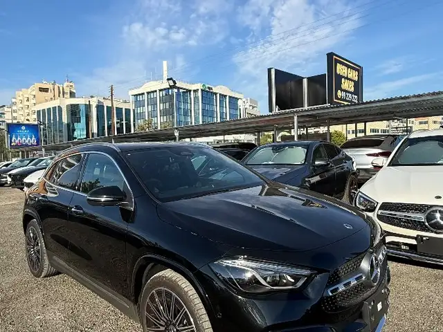 Mercedes-Benz GLA-Class