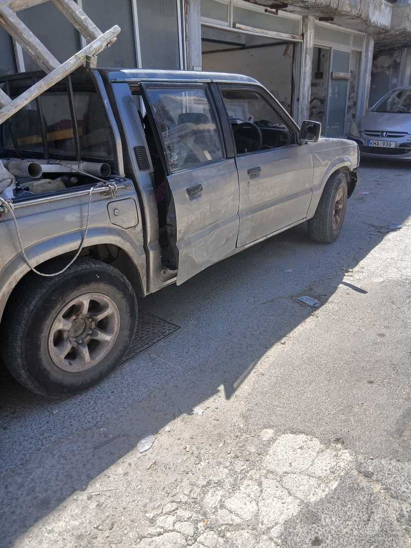 1997 Mazda B-Series 2,5L 1997 Cyprus