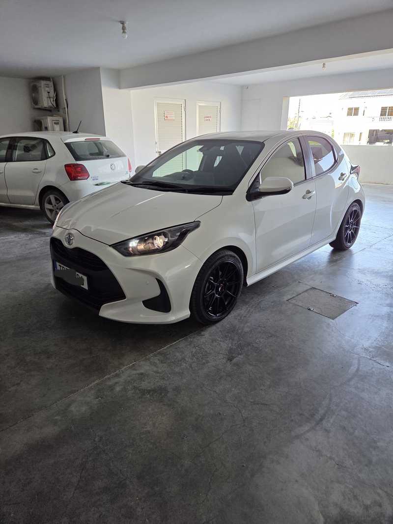 2022 Toyota Yaris 1,5L 2022 Cyprus