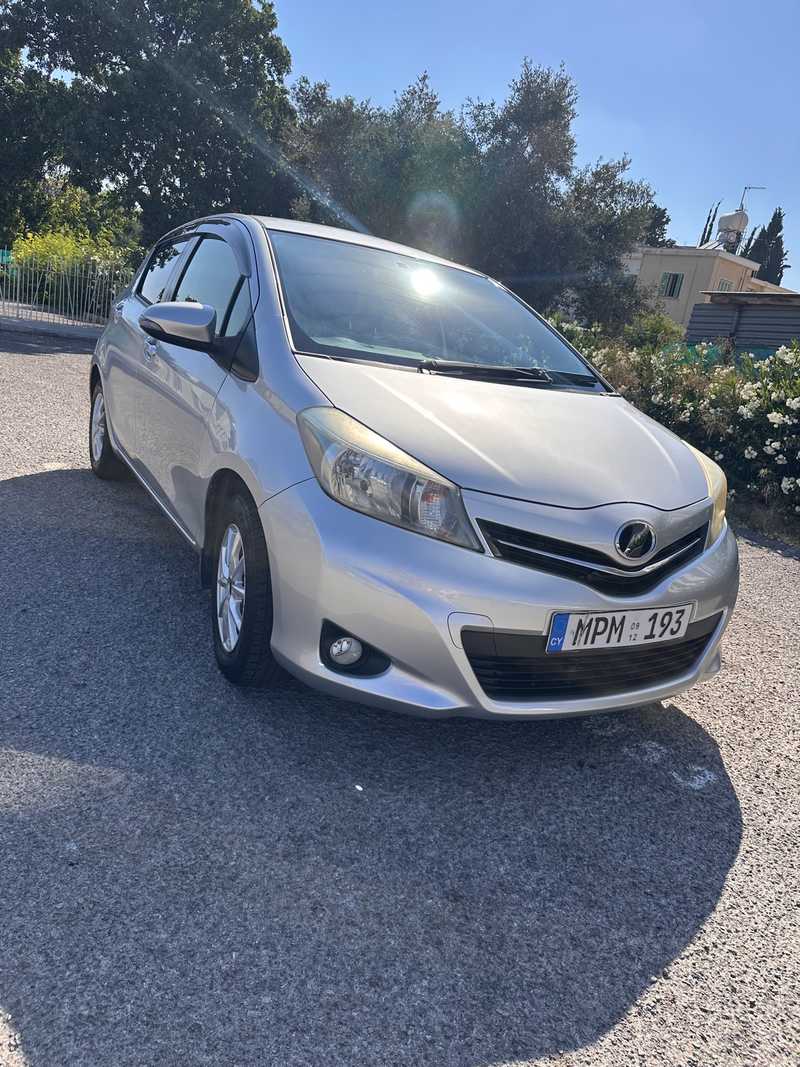 Toyota Vitz 1,3L 2012