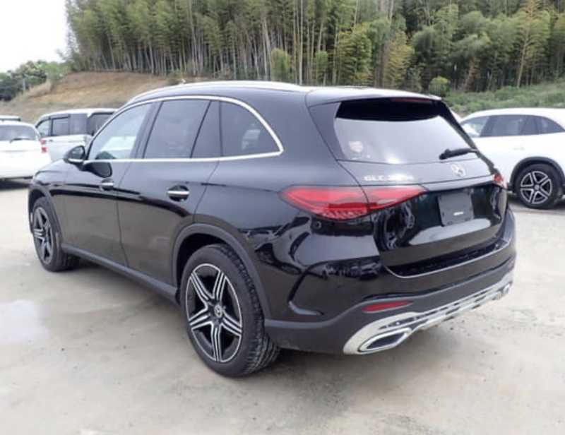 2026 Mercedes-Benz GLC-Class 2,0L 2026 Cyprus