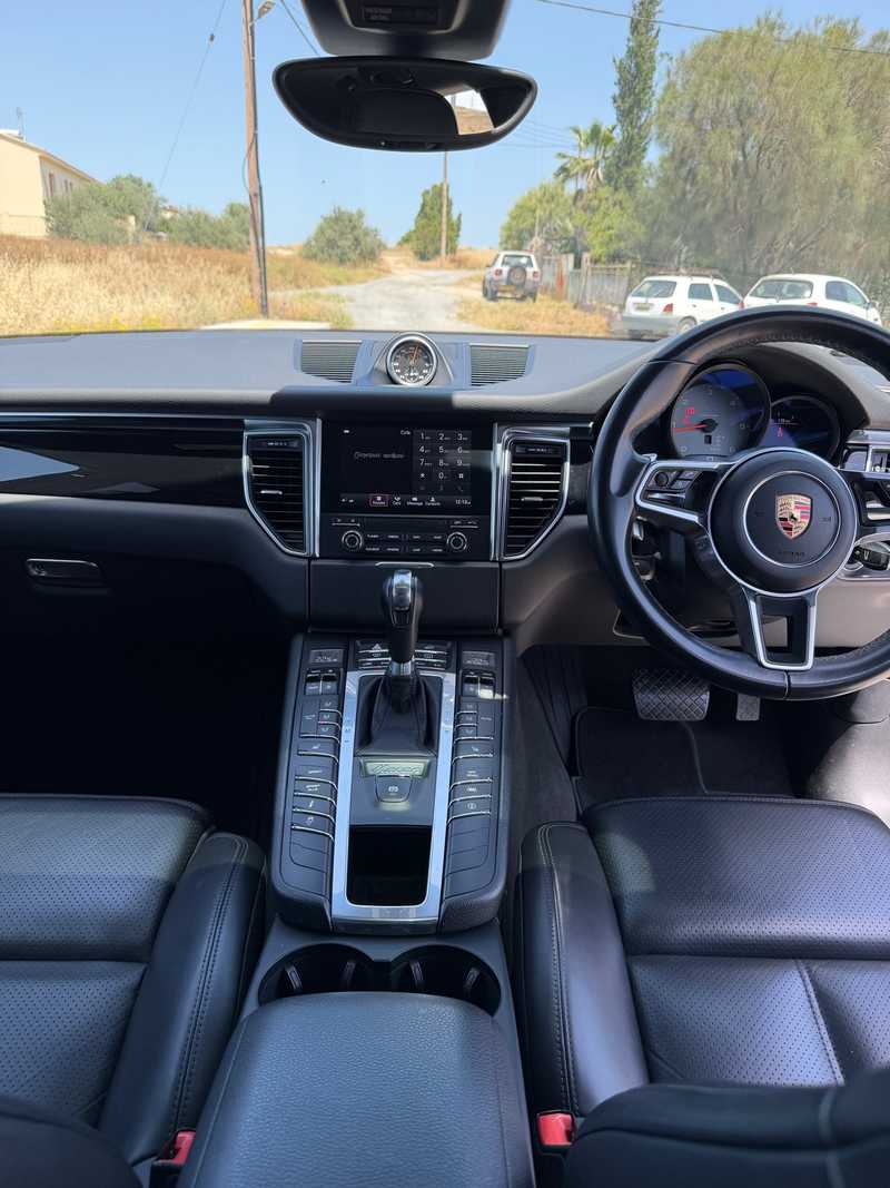 2017 Porsche Macan 3,0L 2017 Cyprus