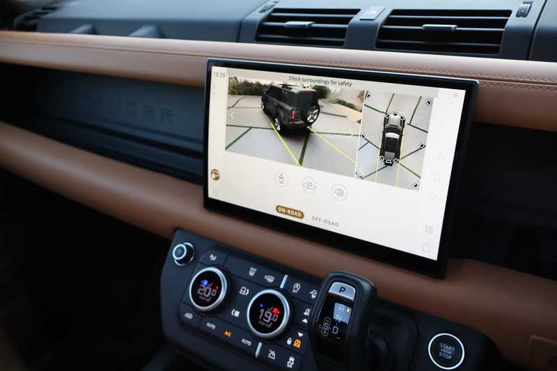 2023 Land Rover Defender 3,0L 2023 Cyprus