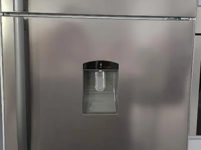 Fridge a++, Limassol — Limassol - Mesa Geitonia