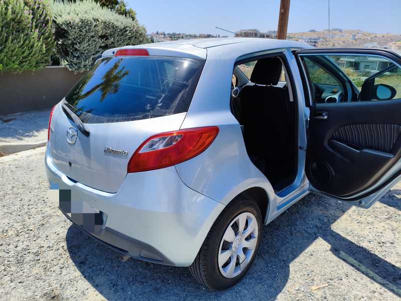 2011 Mazda Demio 1,3L 2011 Cyprus