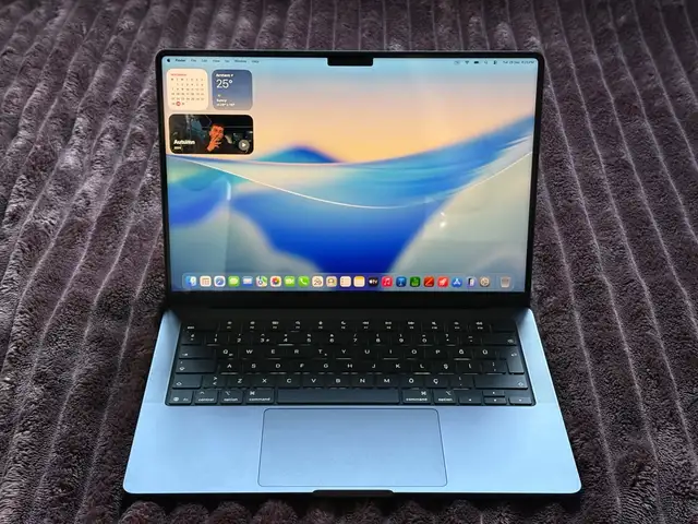 Macbook pro 14inch m5 pro 15cpu 16gpu 24gb 1tb space black turkish keyboard, Επαρχία Λευκωσίας — Άγιος Δομέτιος - Άγιος Γεώργιος
