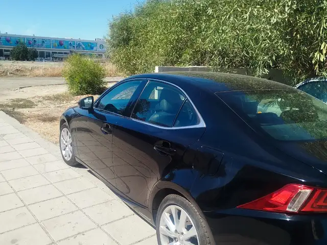 Lexus ES300h