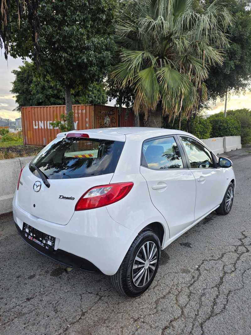 2011 Mazda Demio 1,3L 2011 Cyprus