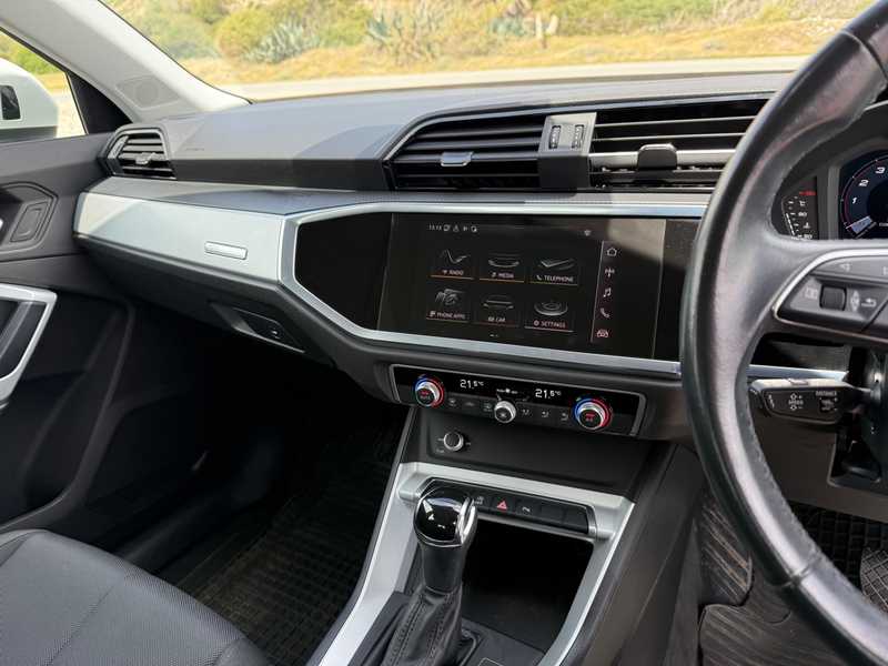 2021 Audi Q3 1,5L 2021 Cyprus