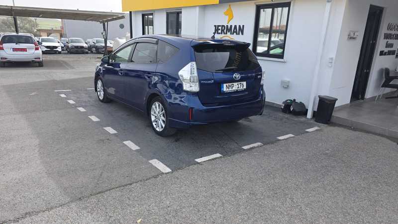2013 Toyota Prius 1,8L 2013 Cyprus