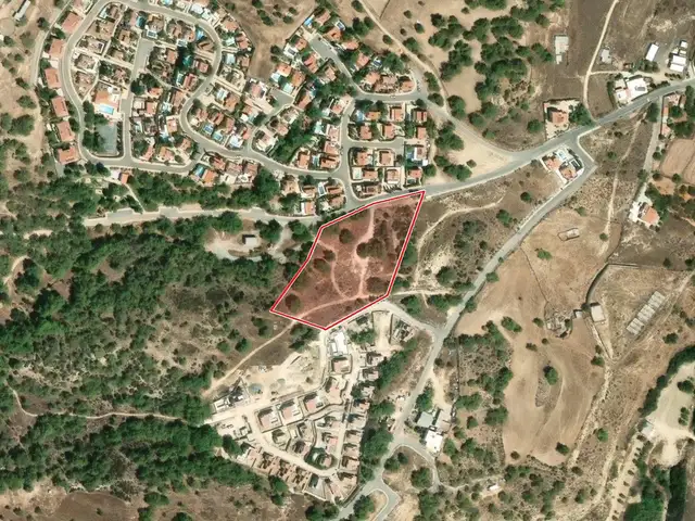 Residential Field 11037 m², Επαρχία Λεμεσού — Πισσούρι