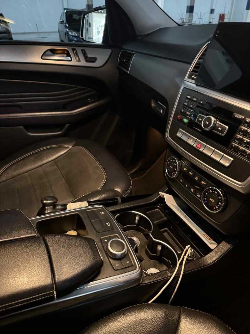 2012 Mercedes-Benz M-Class 2,5L 2012 Cyprus