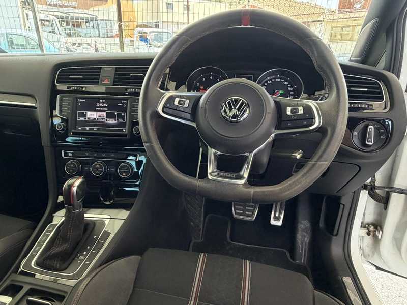 2017 Volkswagen Golf 2,0L 2017 Cyprus