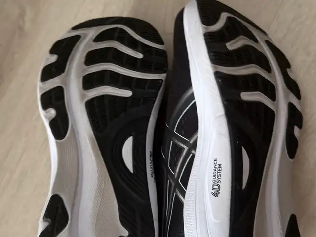 Asics gel kayano 32, Nicosia — Latsia - Agios Georgios