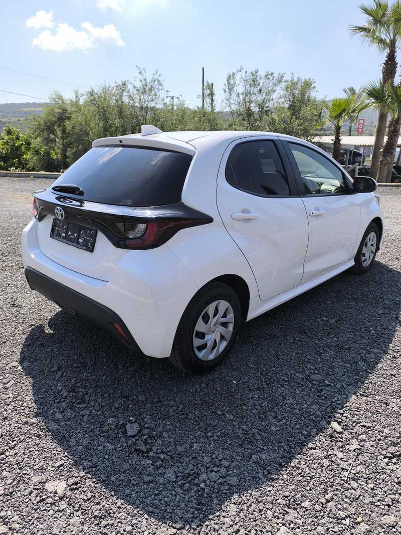 2022 Toyota Yaris 1,5L 2022 Cyprus