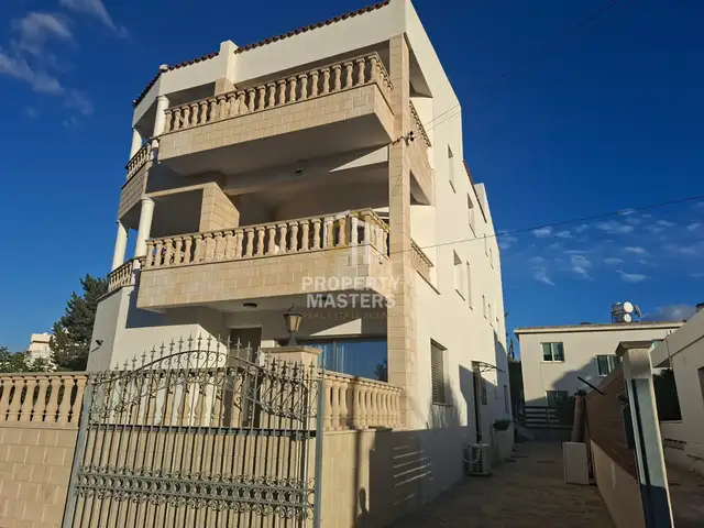 3-bedroom penthouse to rent, Επαρχία Πάφου — Πάφος - Κάτω Πάφος