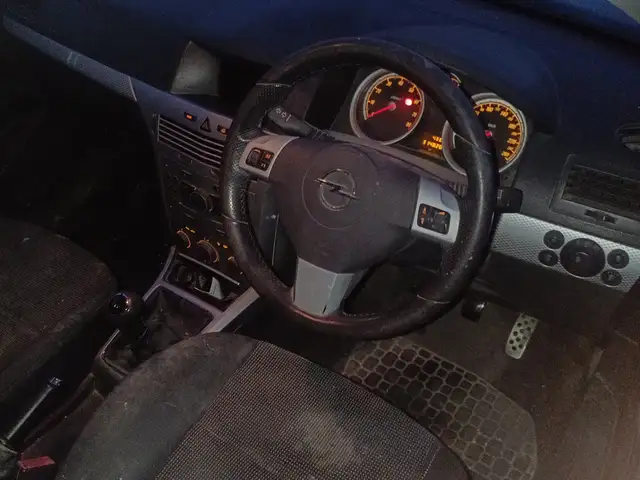 Opel, Vauxhall Astra