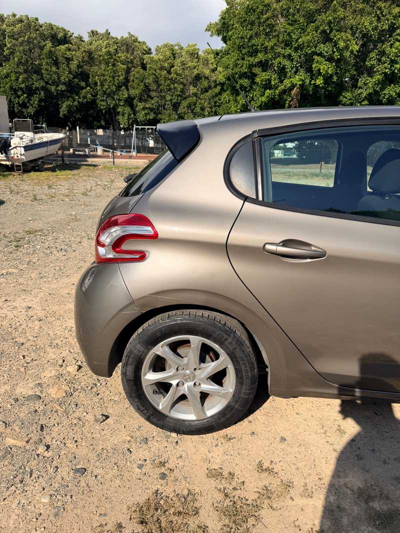 2014 Peugeot 208 1,2L 2014 Cyprus