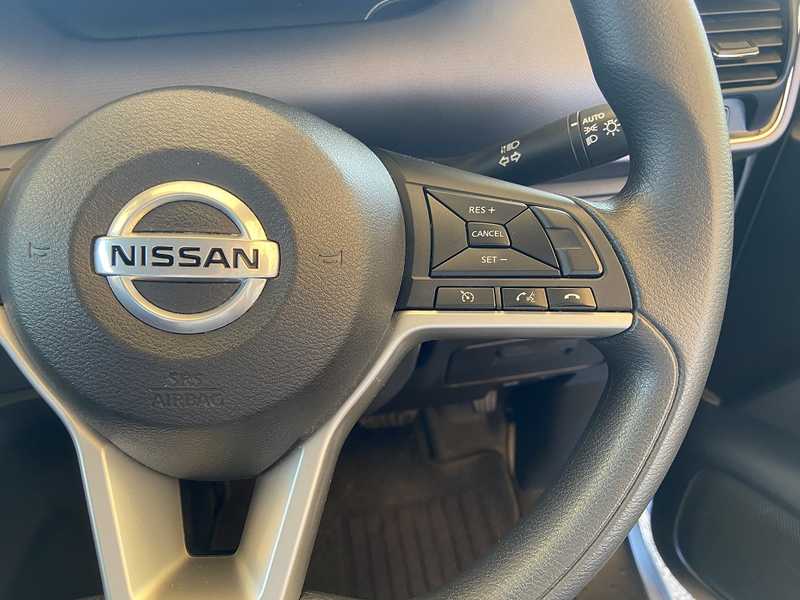 2022 Nissan Serena 2,0L 2022 Cyprus
