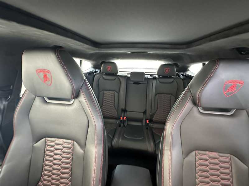 2020 Lamborghini Urus 4,0L 2020 Cyprus