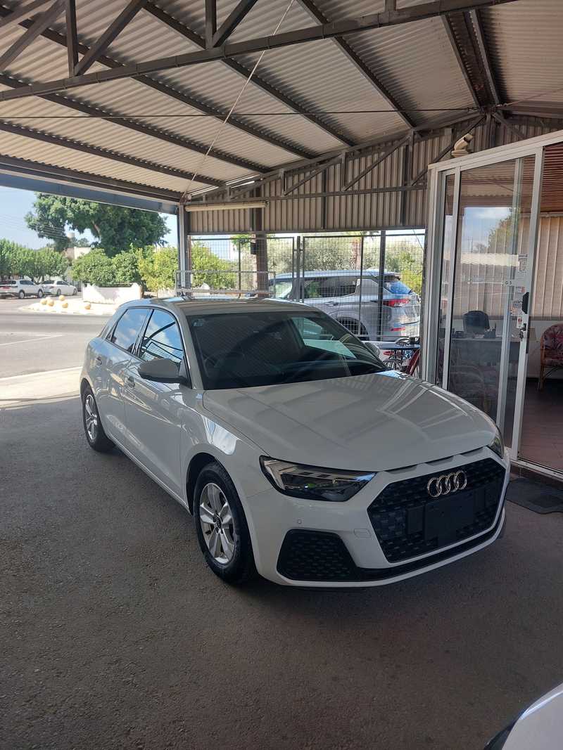 2023 Audi A1 1,0L 2023 Cyprus