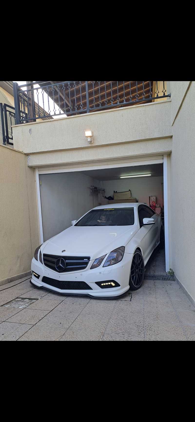 2011 Mercedes-Benz E-Class 2,2L 2011 Cyprus