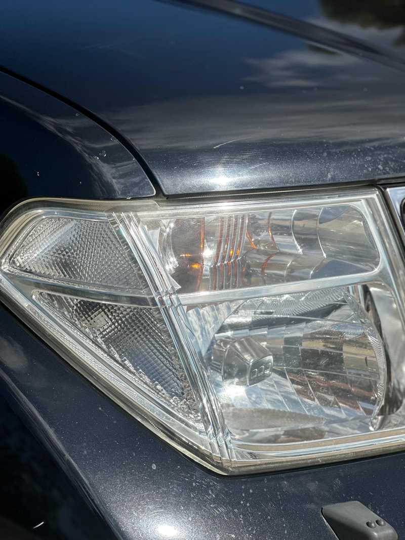 2006 Nissan Navara 2,5L 2006 Cyprus