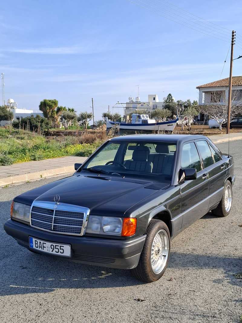 1992 Mercedes-Benz E-Class 2,0L 1992 Cyprus